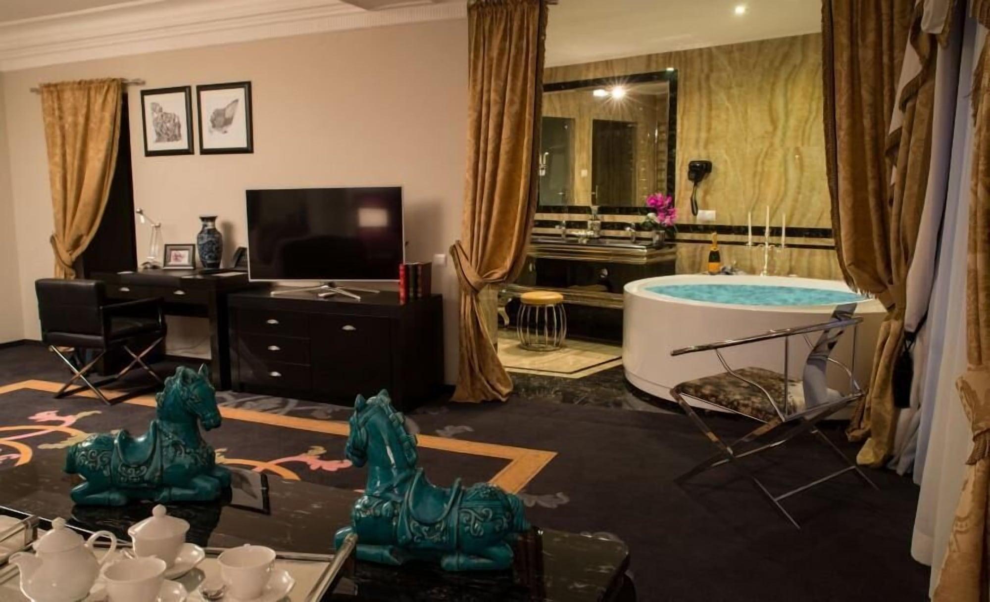 Edem Hotel 3*