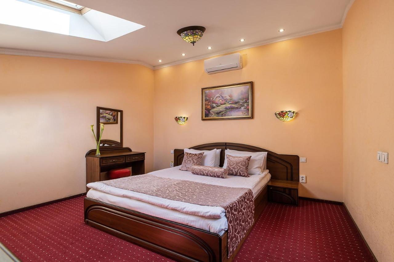 Edem 3* Lviv